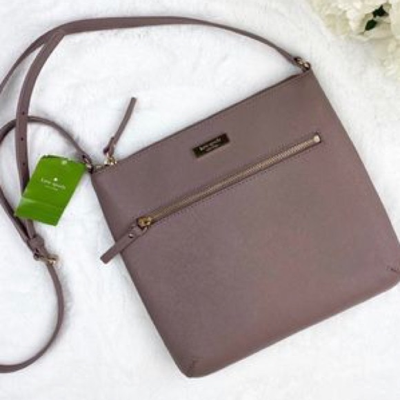 kate spade Handbags - Kate Spade Crossbody